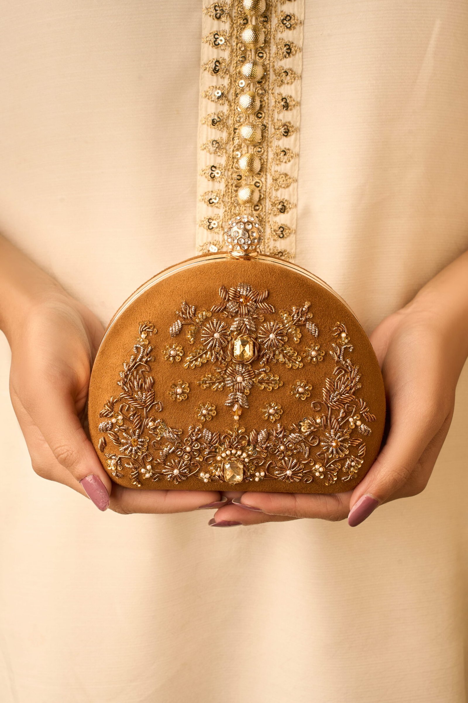 Clutch photography by Faizan Mir
