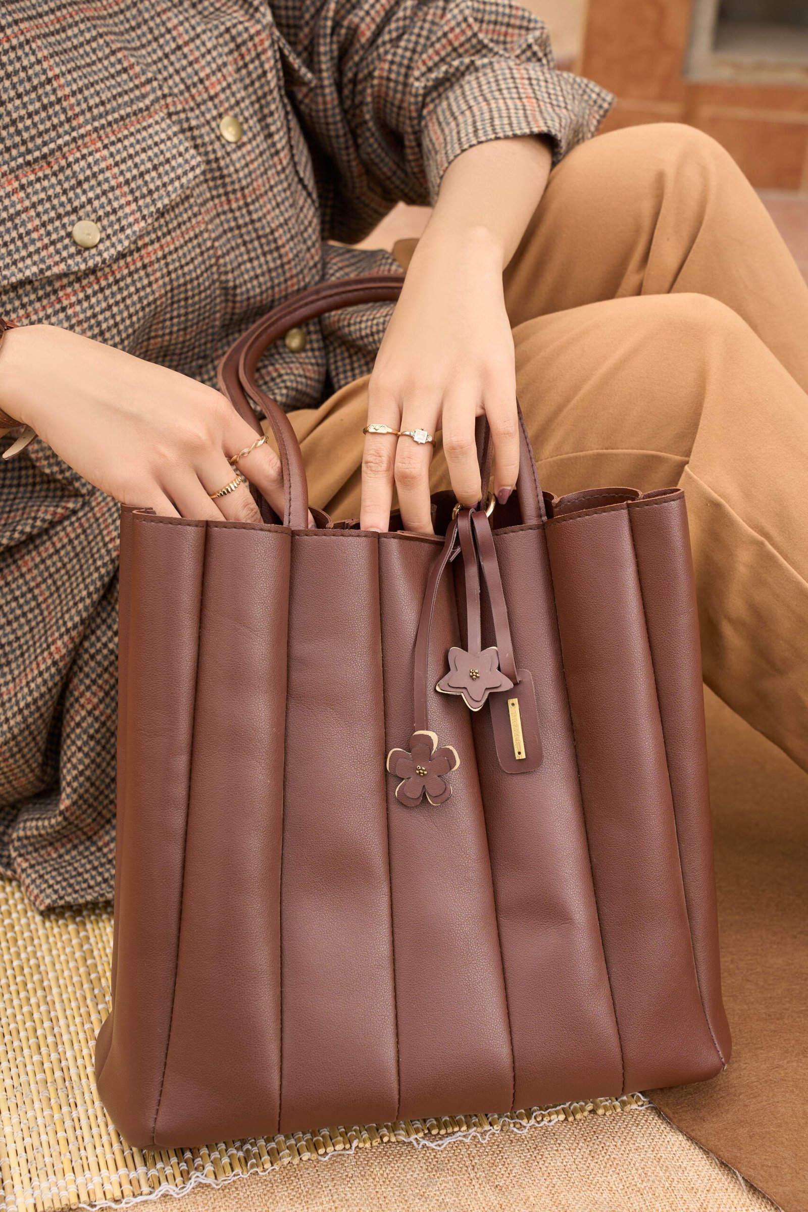 Tote bag photography by Faizan Mir
